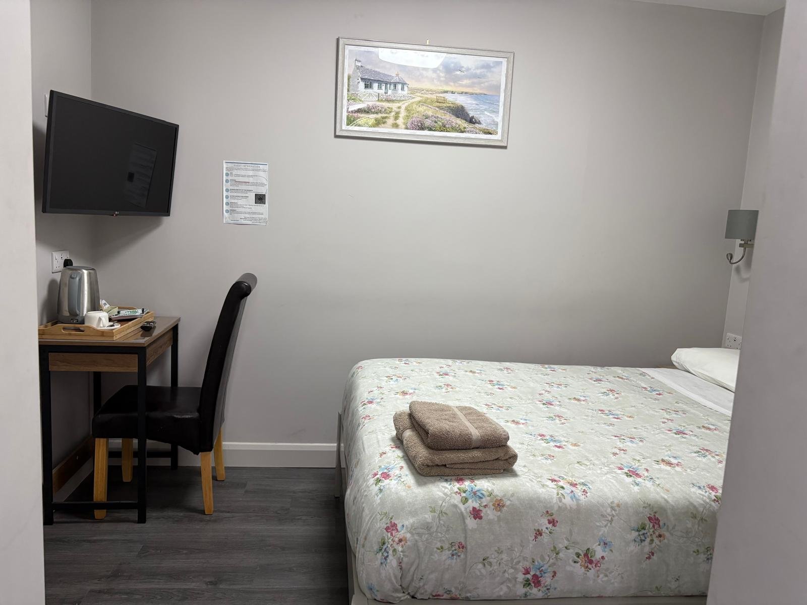 Deluxe Double Room - View 2